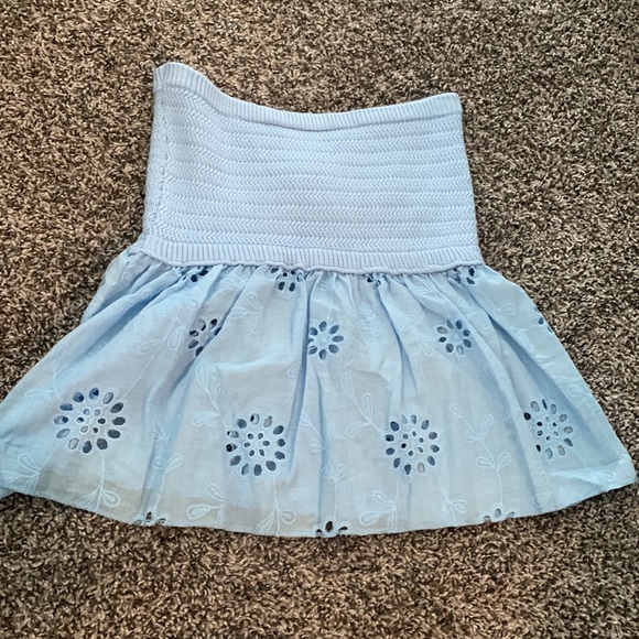 Blogger favorite Amazon strapless top - Picture 2 of 2